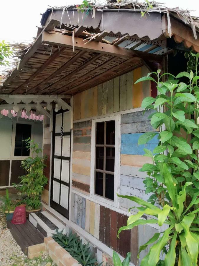 Отель Mykampung Chalet Ипох Экстерьер фото