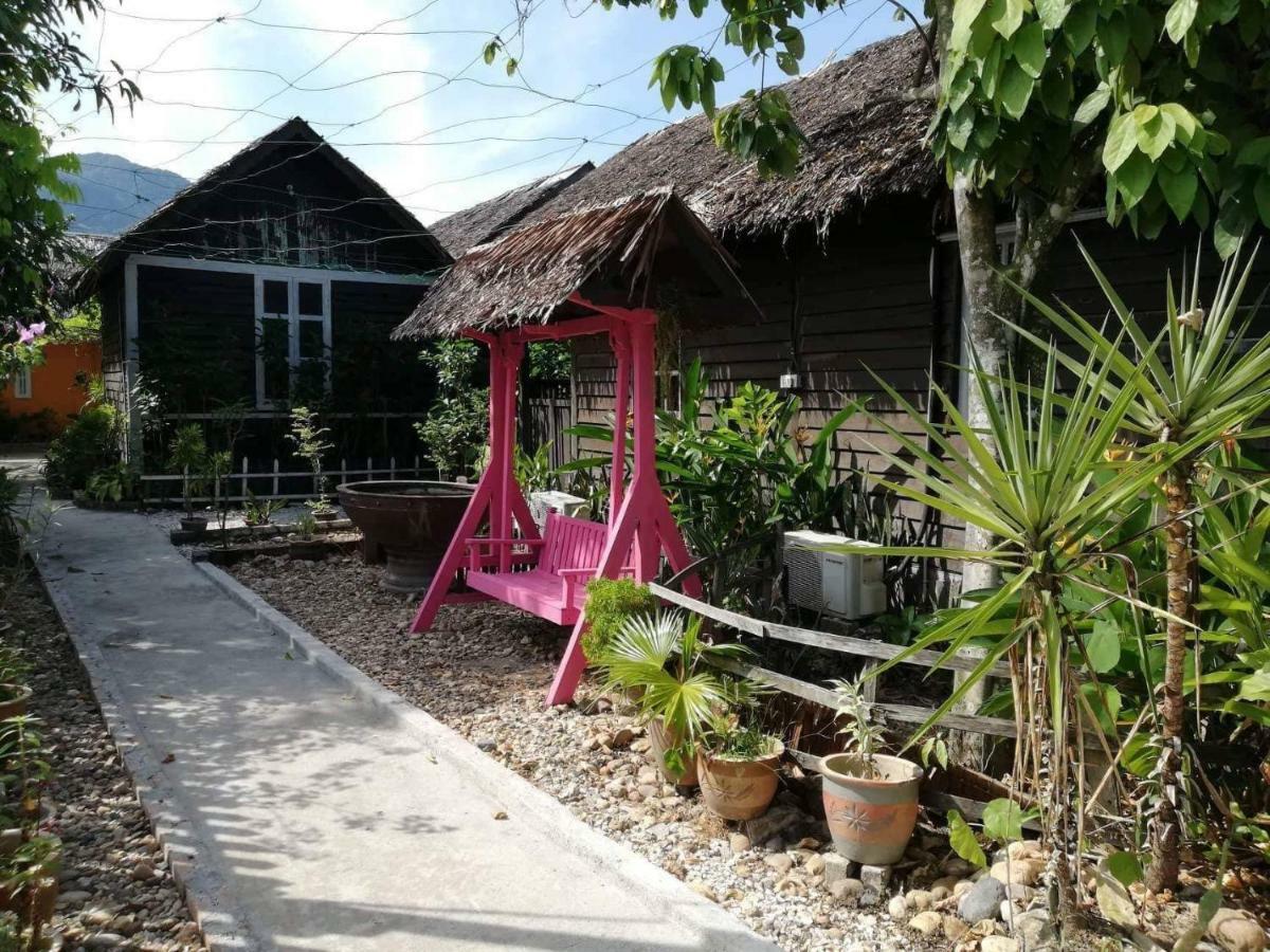 Отель Mykampung Chalet Ипох Экстерьер фото